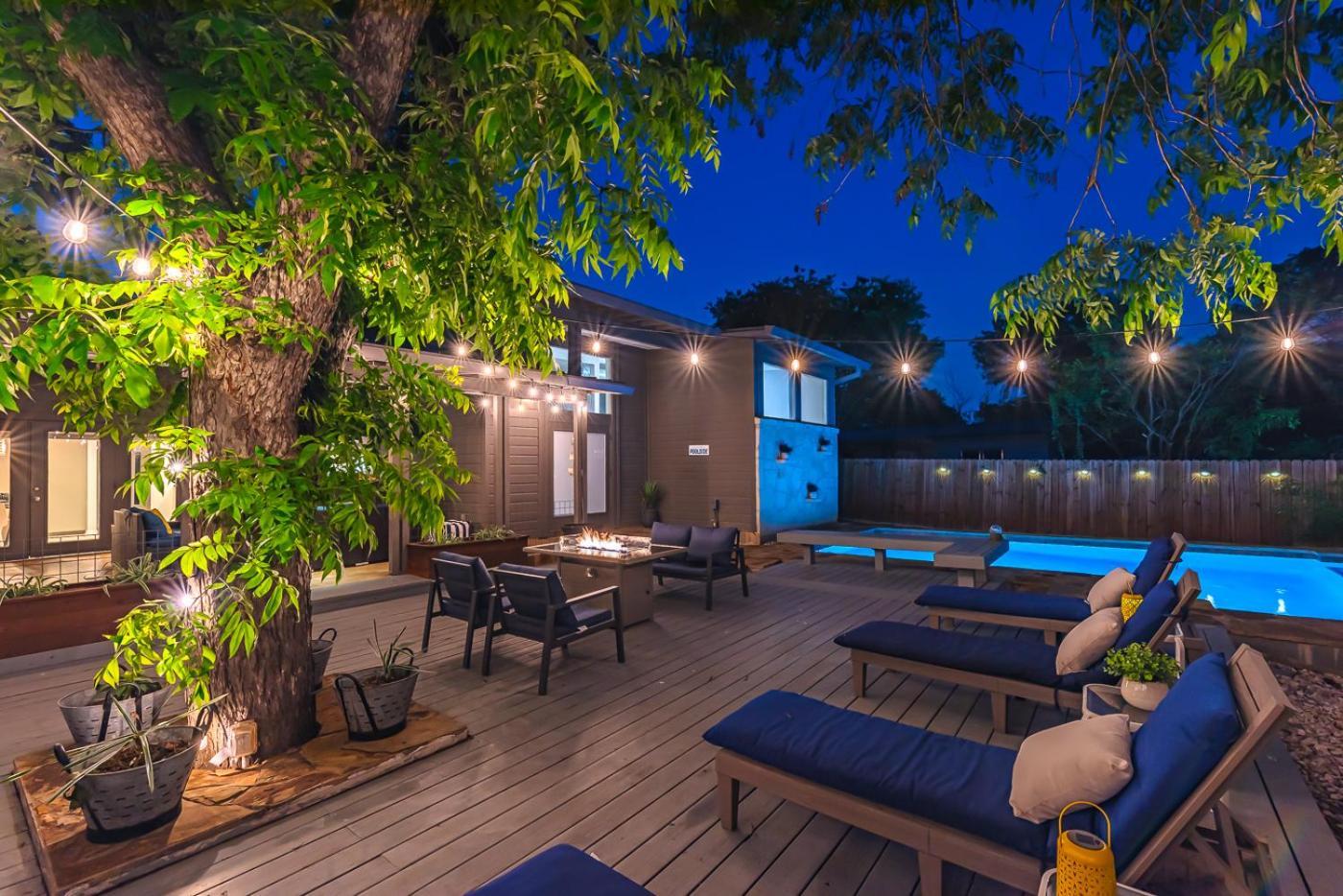 Serene Pool & Firepit In Stunning Home By Airport Σαν Αντόνιο Εξωτερικό φωτογραφία