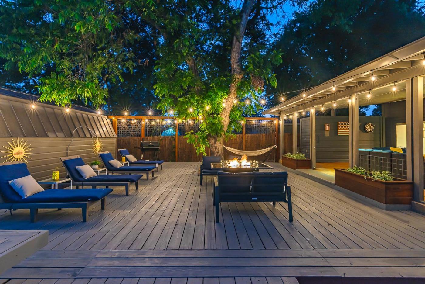 Serene Pool & Firepit In Stunning Home By Airport Σαν Αντόνιο Εξωτερικό φωτογραφία