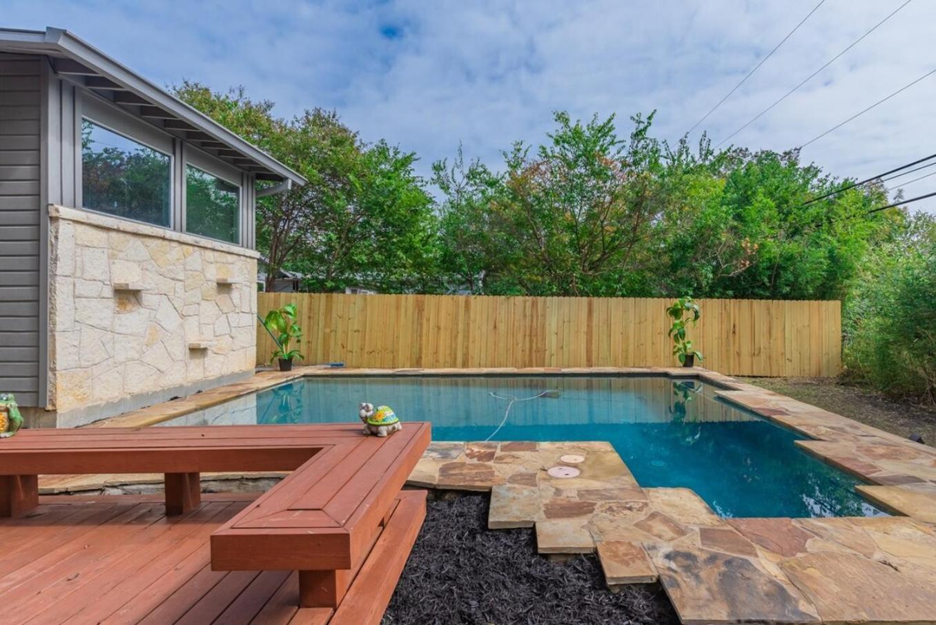 Serene Pool & Firepit In Stunning Home By Airport Σαν Αντόνιο Εξωτερικό φωτογραφία